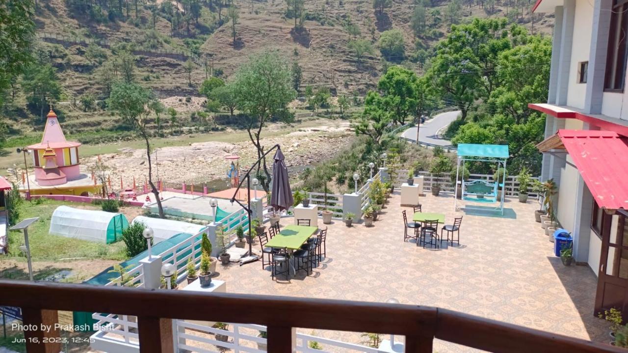 Hotel Shivalik River Retreat Almora Exterior foto