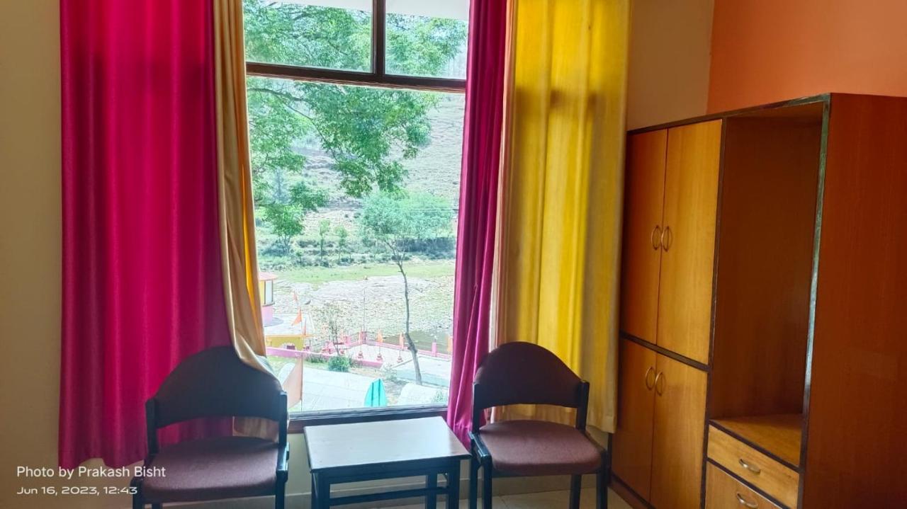 Hotel Shivalik River Retreat Almora Exterior foto