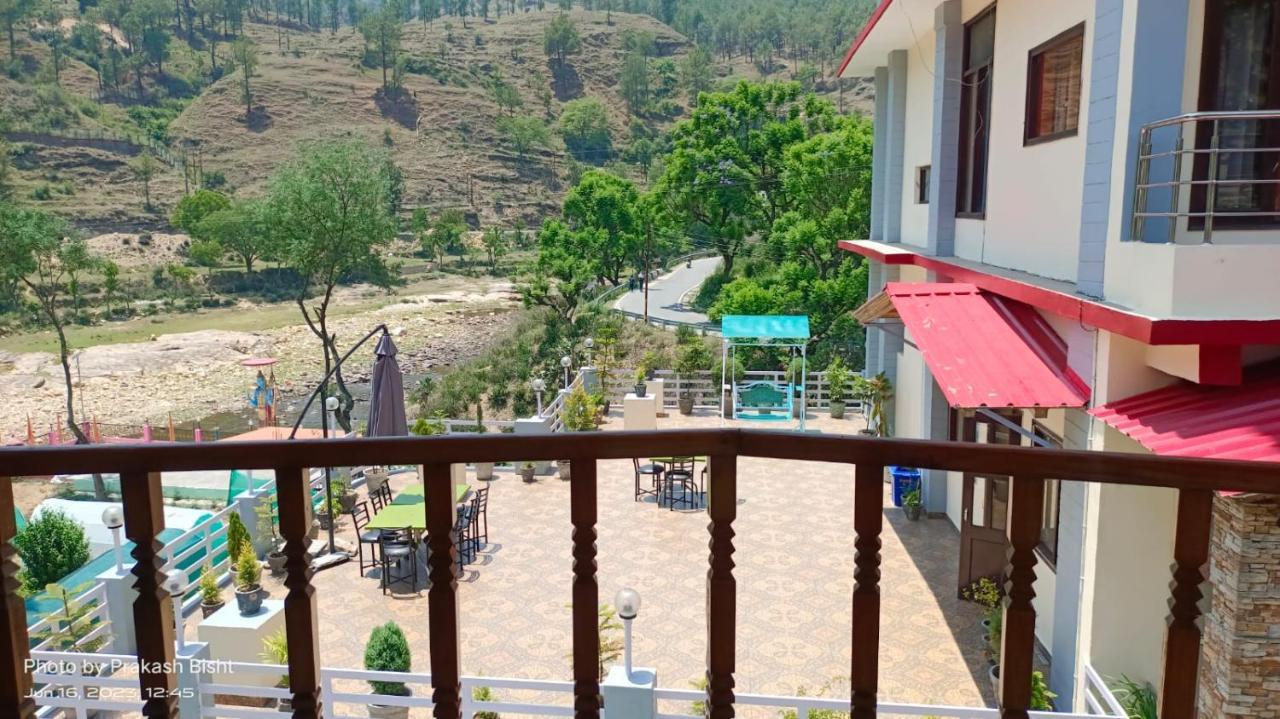 Hotel Shivalik River Retreat Almora Exterior foto