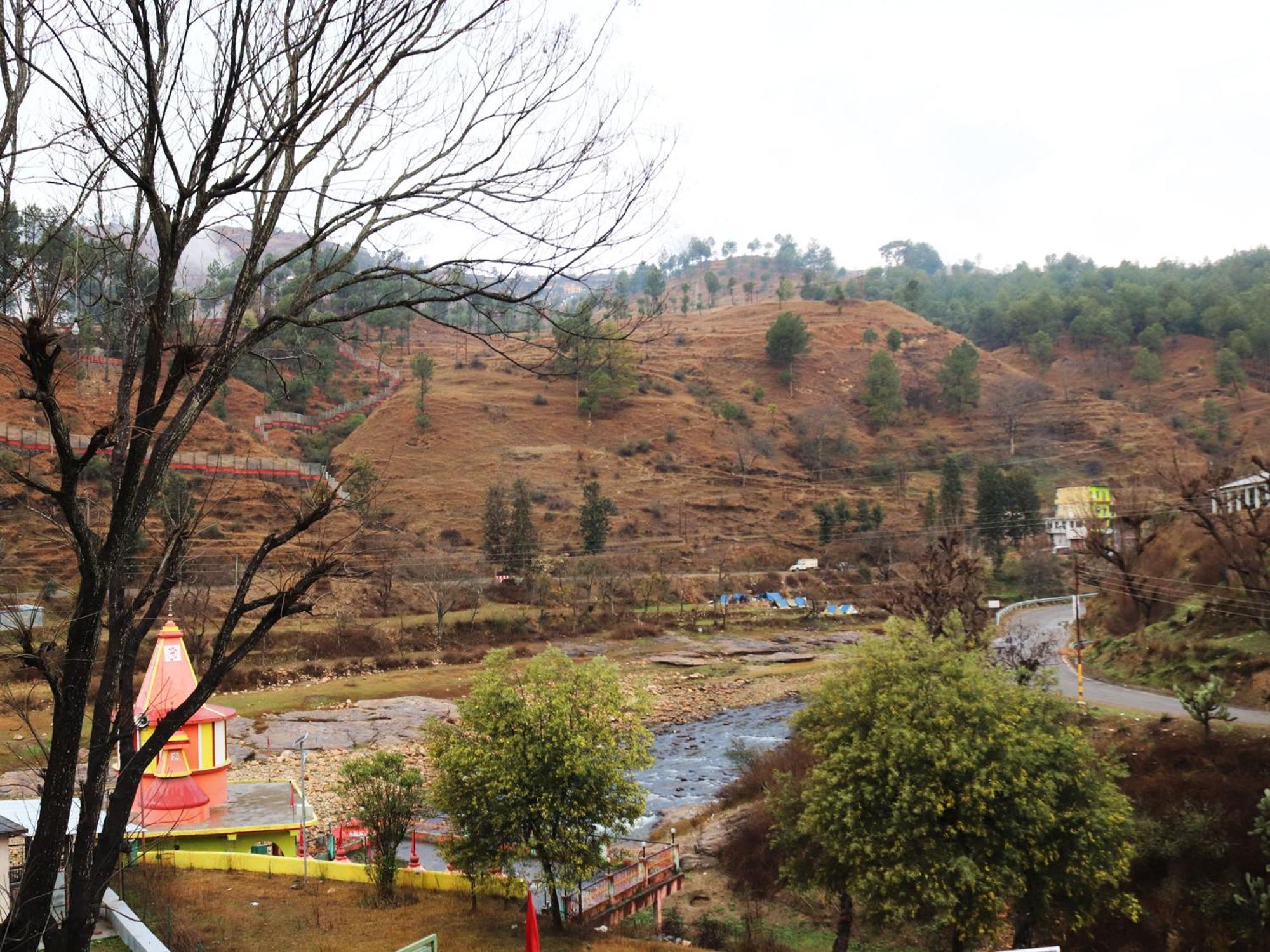 Hotel Shivalik River Retreat Almora Exterior foto
