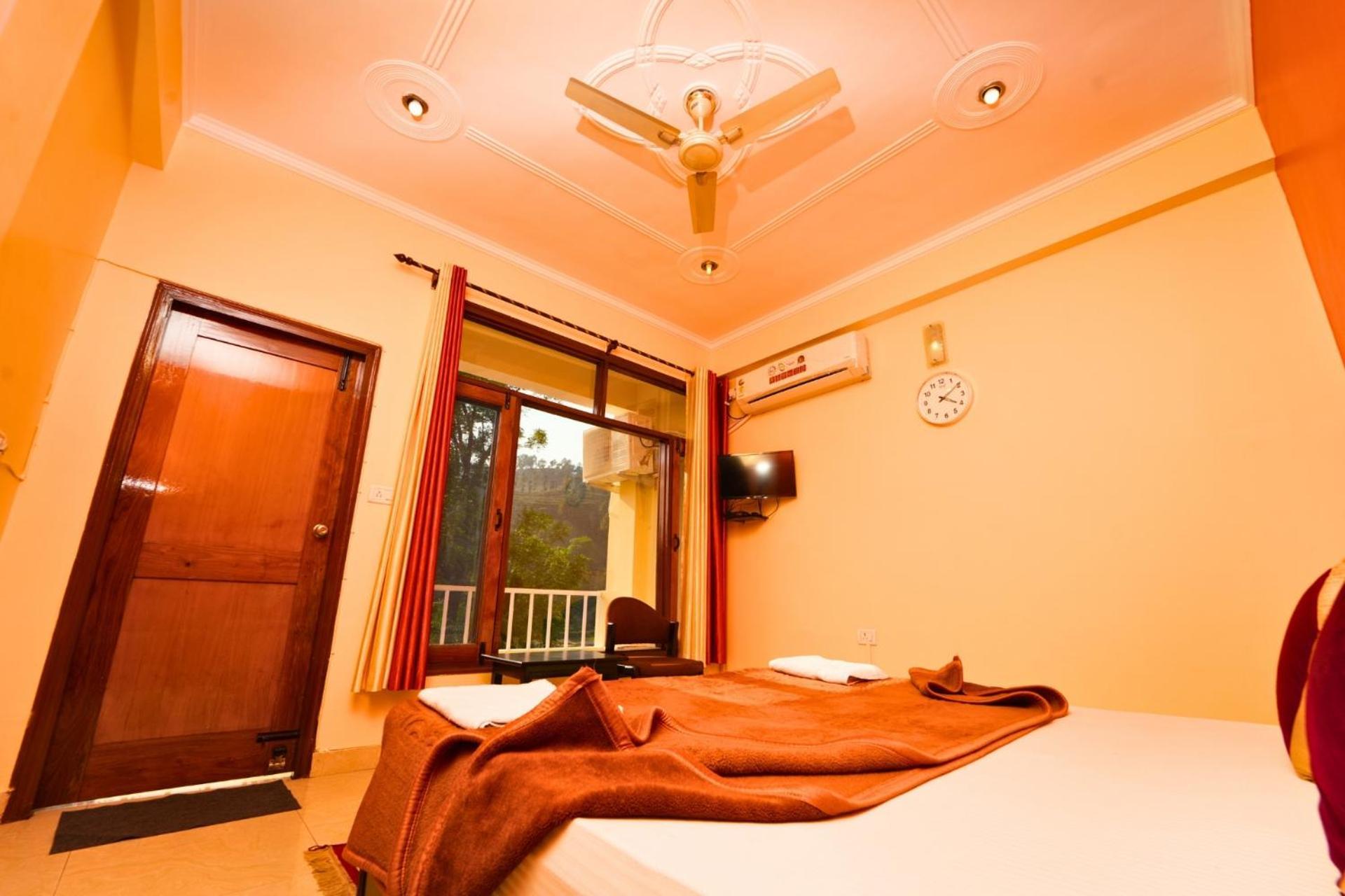Hotel Shivalik River Retreat Almora Exterior foto