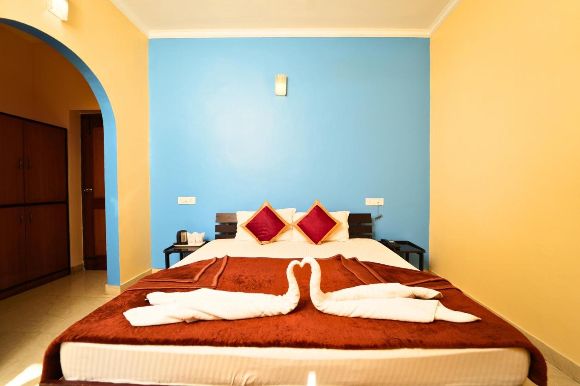 Hotel Shivalik River Retreat Almora Exterior foto